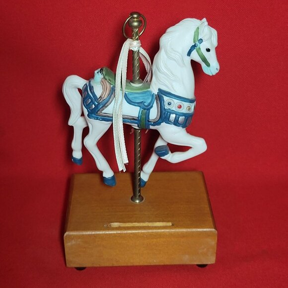Vintage Musical Carousel Horse Figurine Plays Music - Picture 3 of 13